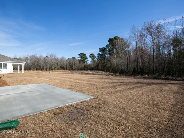 $384,999 | 220 Surfside Lndg Boulevard, Unit LOT 9, Hubert, NC 28539