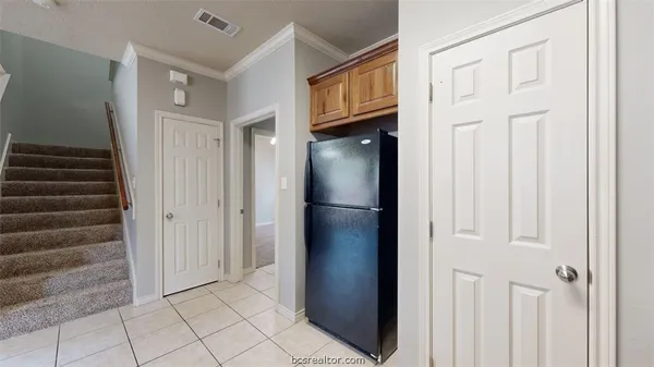 $600 | 211 Forest Drive, Unit ROOM C, College Station, TX 77840