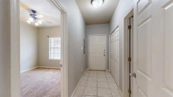 $600 | 211 Forest Drive, Unit ROOM C, College Station, TX 77840