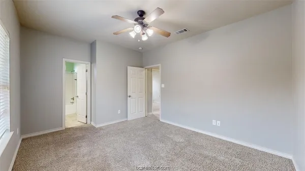 $600 | 211 Forest Drive, Unit ROOM C, College Station, TX 77840