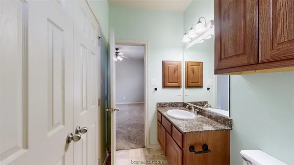 $600 | 211 Forest Drive, Unit ROOM C, College Station, TX 77840