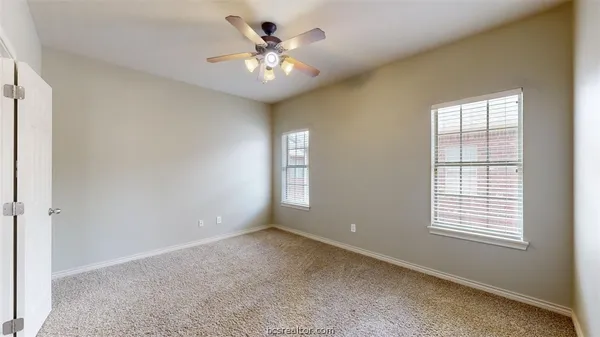 $600 | 211 Forest Drive, Unit ROOM C, College Station, TX 77840