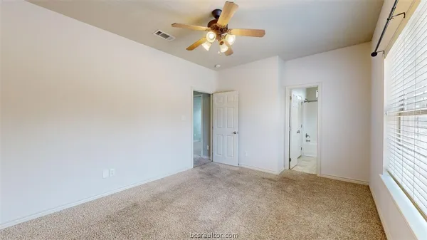 $600 | 211 Forest Drive, Unit ROOM C, College Station, TX 77840