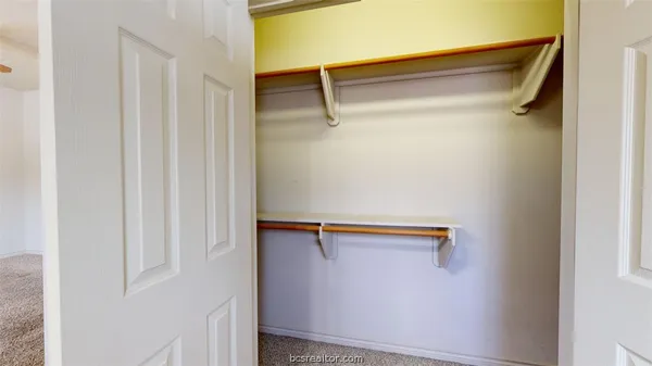$600 | 211 Forest Drive, Unit ROOM C, College Station, TX 77840