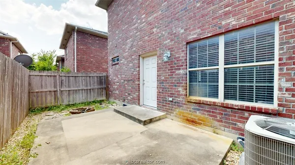 $600 | 211 Forest Drive, Unit ROOM C, College Station, TX 77840
