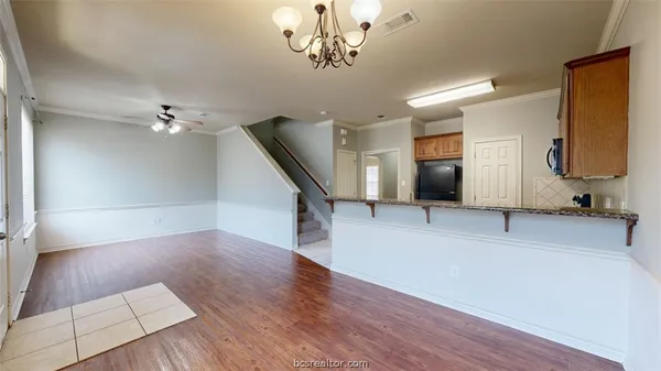 $600 | 211 Forest Drive, Unit ROOM C, College Station, TX 77840