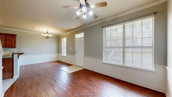 $600 | 211 Forest Drive, Unit ROOM C, College Station, TX 77840