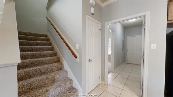 $600 | 211 Forest Drive, Unit ROOM C, College Station, TX 77840