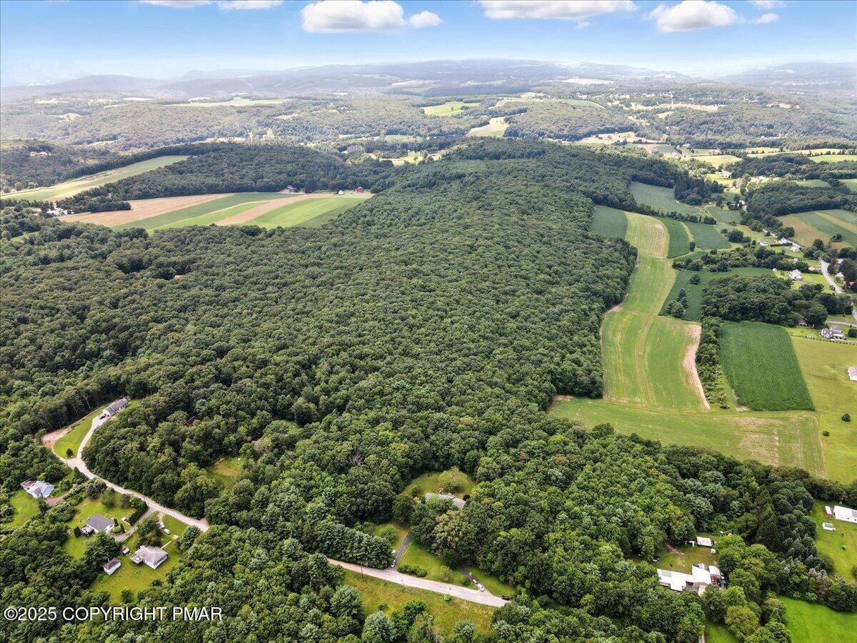 142 Pine Grove Road Kunkletown, PA 18058 - Photo 76 of 78 an aerial view of residential houses with outdoor space