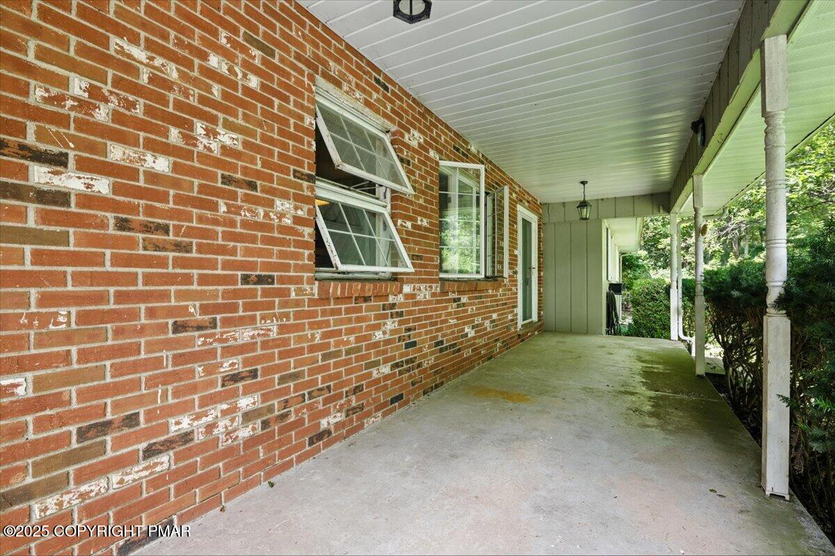 142 Pine Grove Road Kunkletown, PA 18058 - Photo 9 of 78 008-DSC_2360