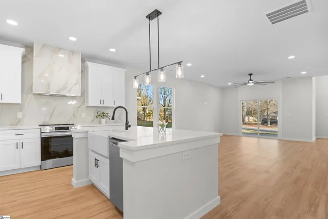 $399,900 | 301 Front Street, Easley, SC 29640