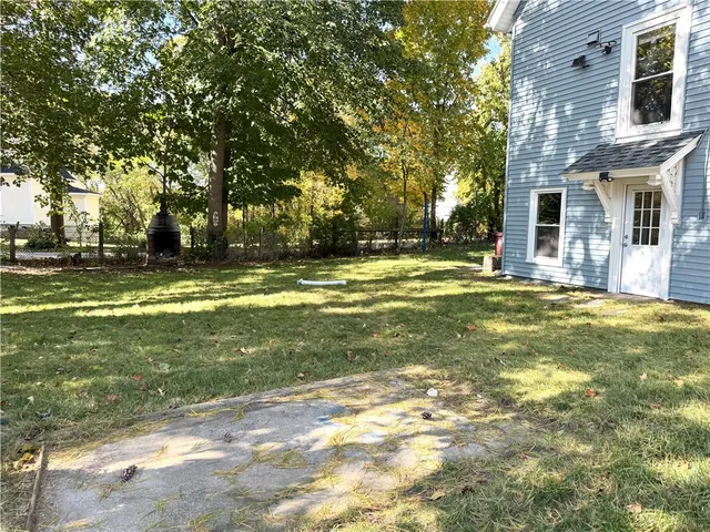 $1,800 | 532 Blackstone Street, Unit 1, Woonsocket, RI 02895