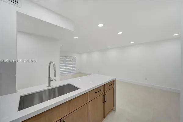 $2,400 | 9455 West Flagler Street, Unit C108, Miami, FL 33174