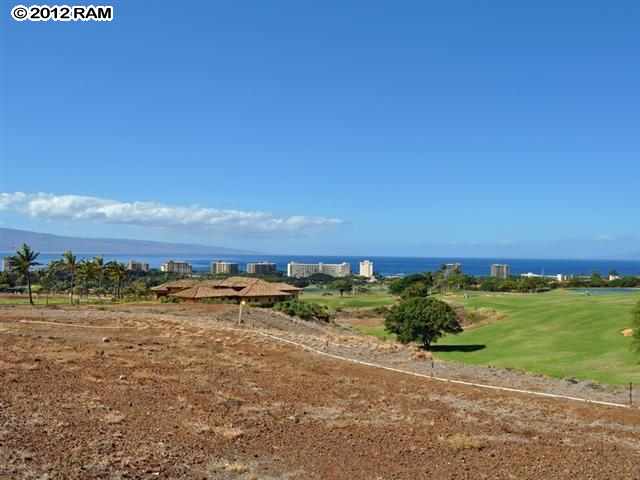 44 Anapuni Loop, Unit 3 Lahaina, HI 96761 - Photo 5 of 18 a view of an ocean and beach