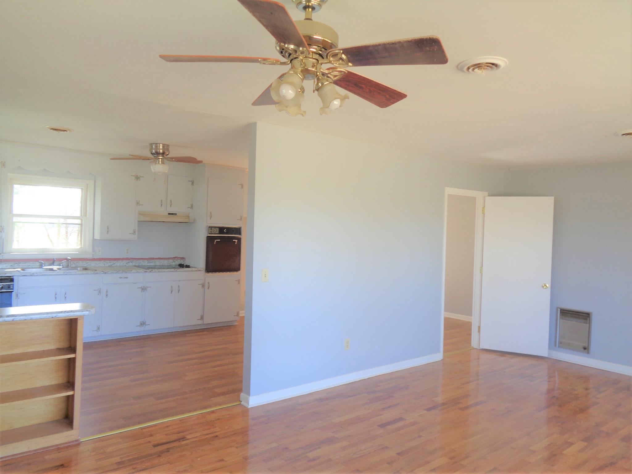 2551 Grandaddy Road Lawrenceburg, TN 38464 - Photo 3 of 22 Gallery Image 3