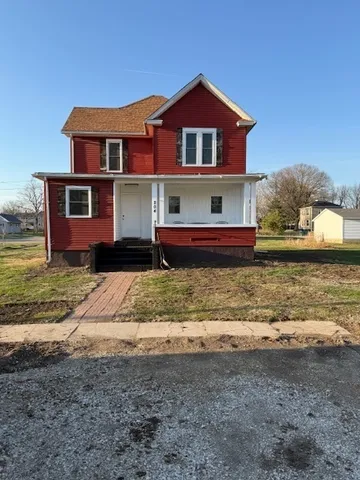 $209,000 | 204 East South Street, Sheffield, IL 61361