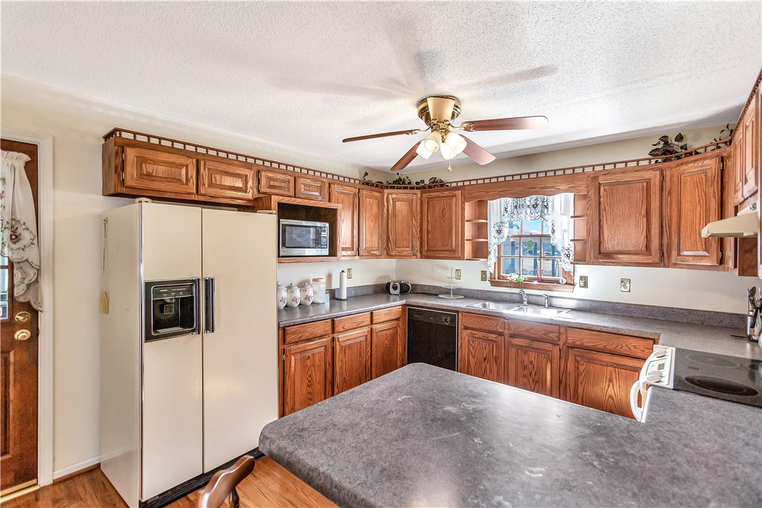 1116 Green Willow Trail Anderson, SC 29621 - Photo 13 of 45 This spacious kitchen offers ample cabinet storage and modern appliances for everyday living.