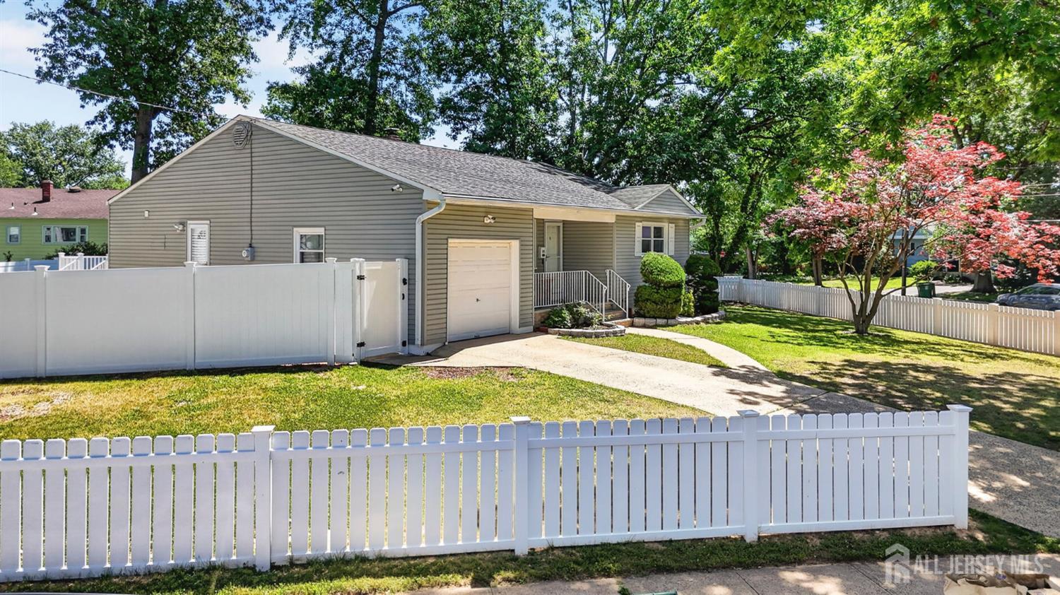 59 Eden Avenue Edison, NJ 08817 - Photo 5 of 45