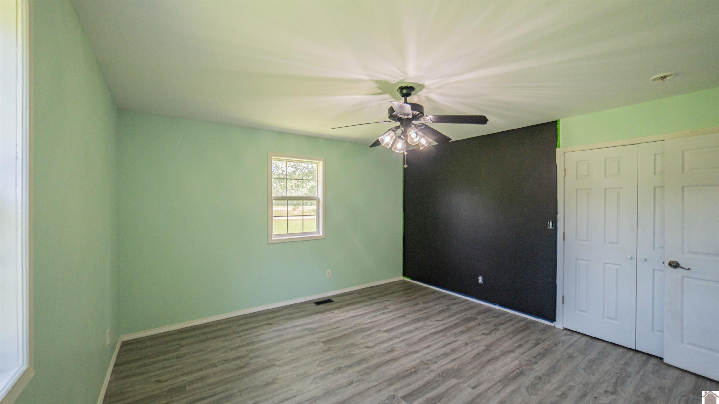 2888 Calvert City Road Calvert City, KY 42029 - Photo 23 of 29 3rd Bedroom