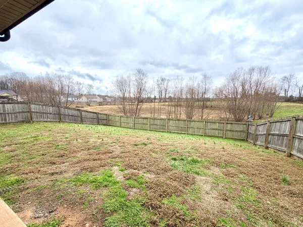 $1,895 | 1137 Gentry Drive, Clarksville, TN 37043