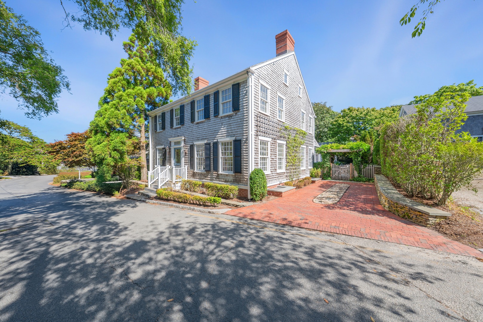 18 Mill Street Nantucket, MA 02554 - Photo 1 of 52 18 Mill Street