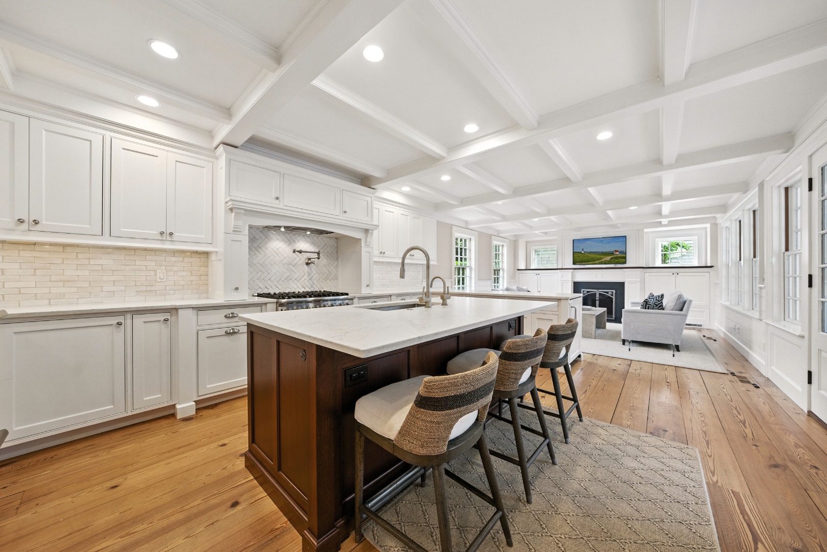 18 Mill Street Nantucket, MA 02554 - Photo 13 of 52