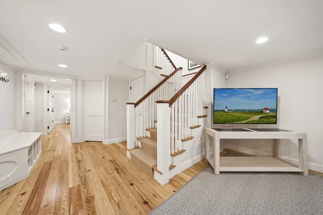 $7,495,000 | 18 Mill Street, Nantucket, MA 02554
