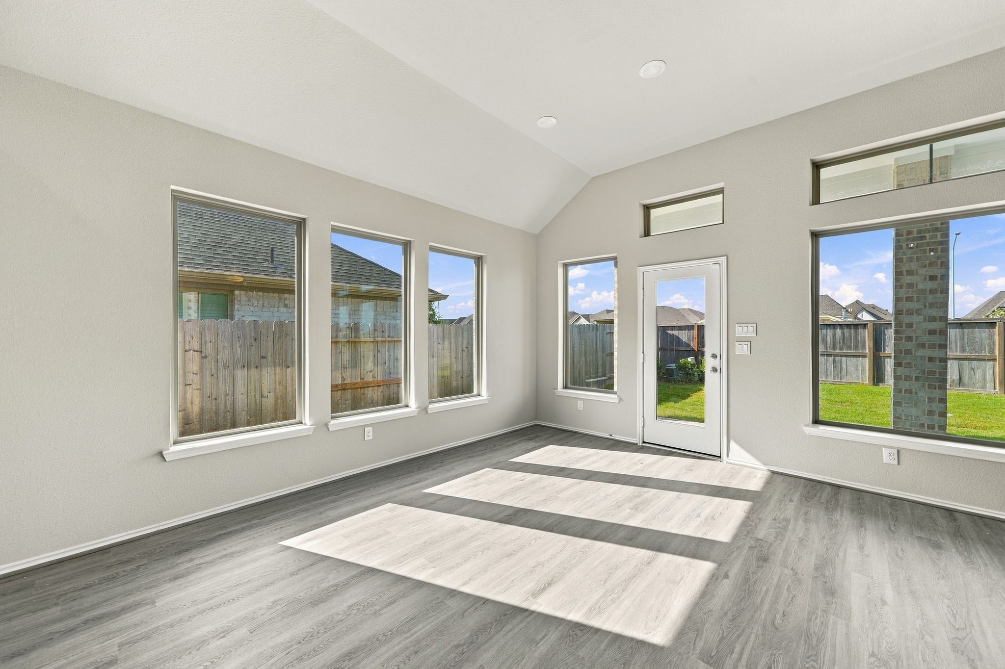 18735 Citrange Bend Way Manvel, TX 77578 - Photo 11 of 38 Gallery Image 11