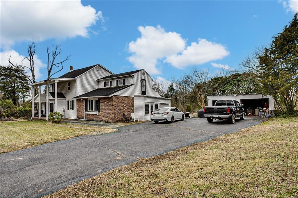 4185 Roy Farlow Road Trinity, NC 27370 - Photo 5 of 46 Gallery Image 5
