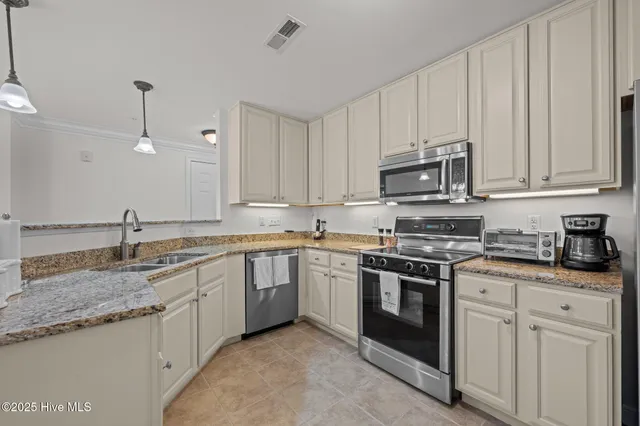 $495,000 | 131 Sky Sail Boulevard, New Bern, NC 28560