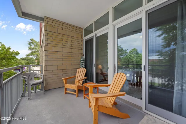 $495,000 | 131 Sky Sail Boulevard, New Bern, NC 28560