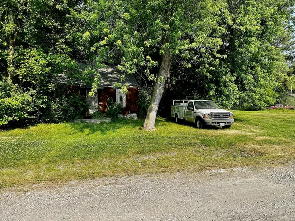 $6,500 | 1732 North 61st Street, East St. Louis, IL 62204