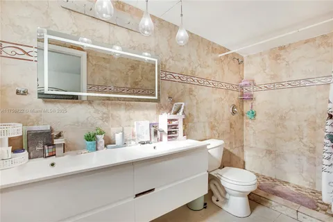 $265,000 | 11930 Northeast 19th Drive, Unit 7, North Miami, FL 33181