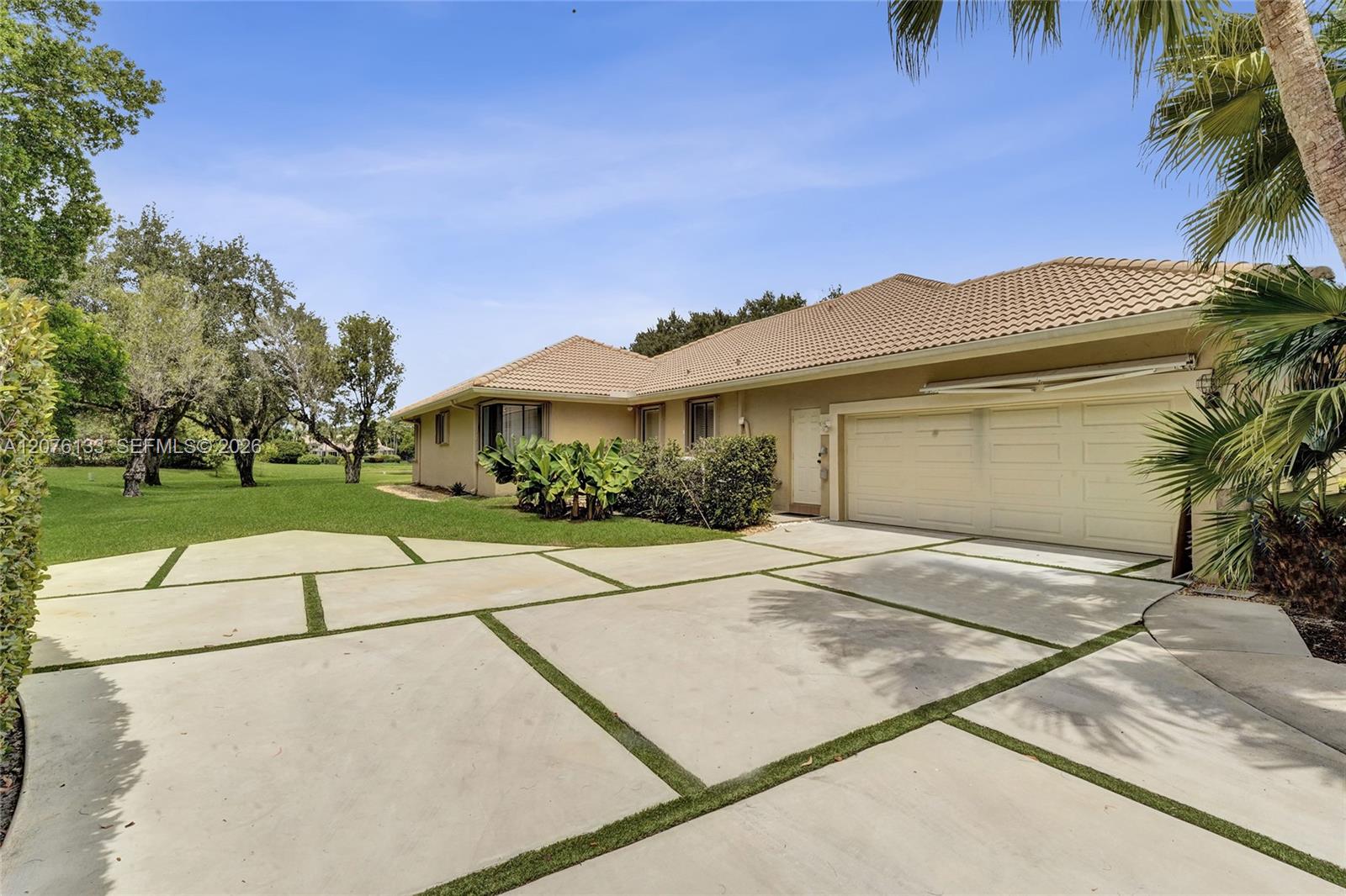 2725 Hunter Road Weston, FL 33331 - Photo 66 of 69 2 car garage