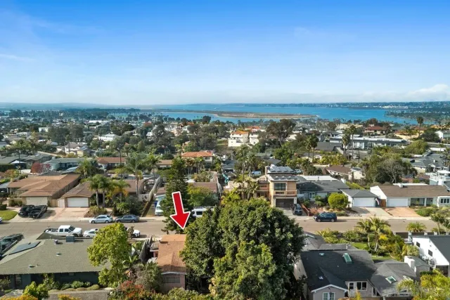 $975,000 | 2747 Fairfield Street, San Diego, CA 92110