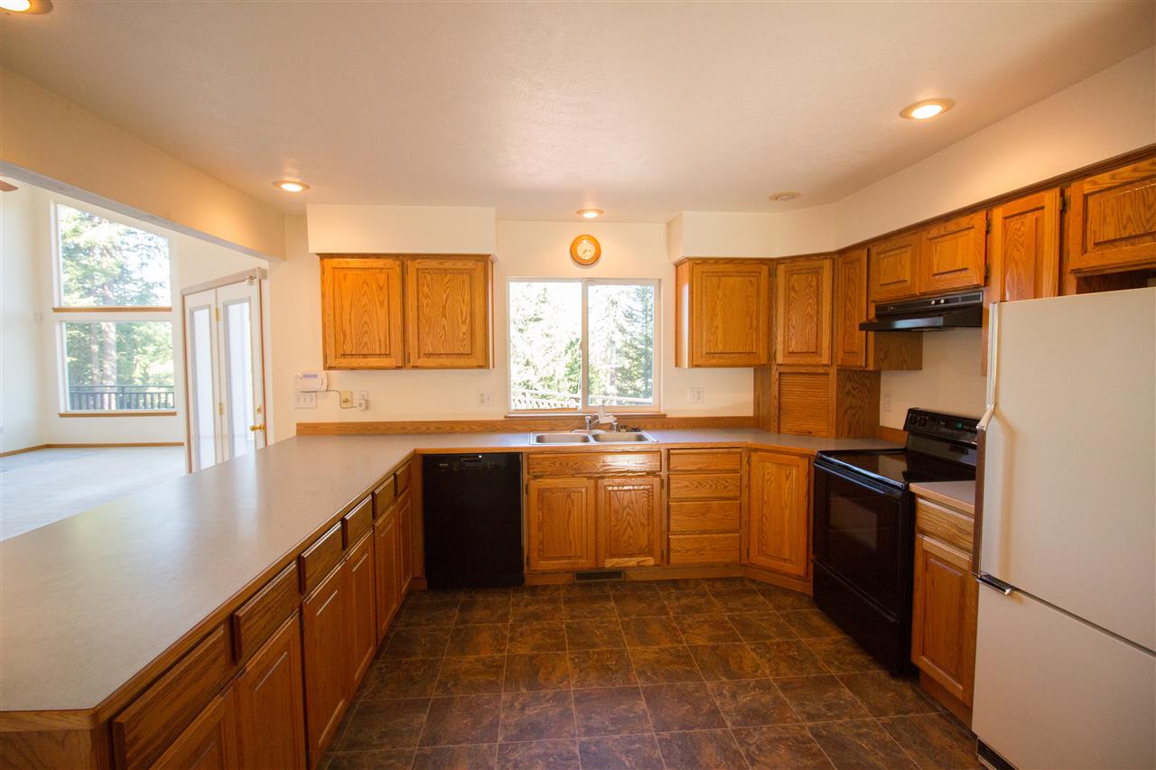 647 Silver Birch Road Newport, WA 99156 - Photo 4 of 17 Gallery Image 4