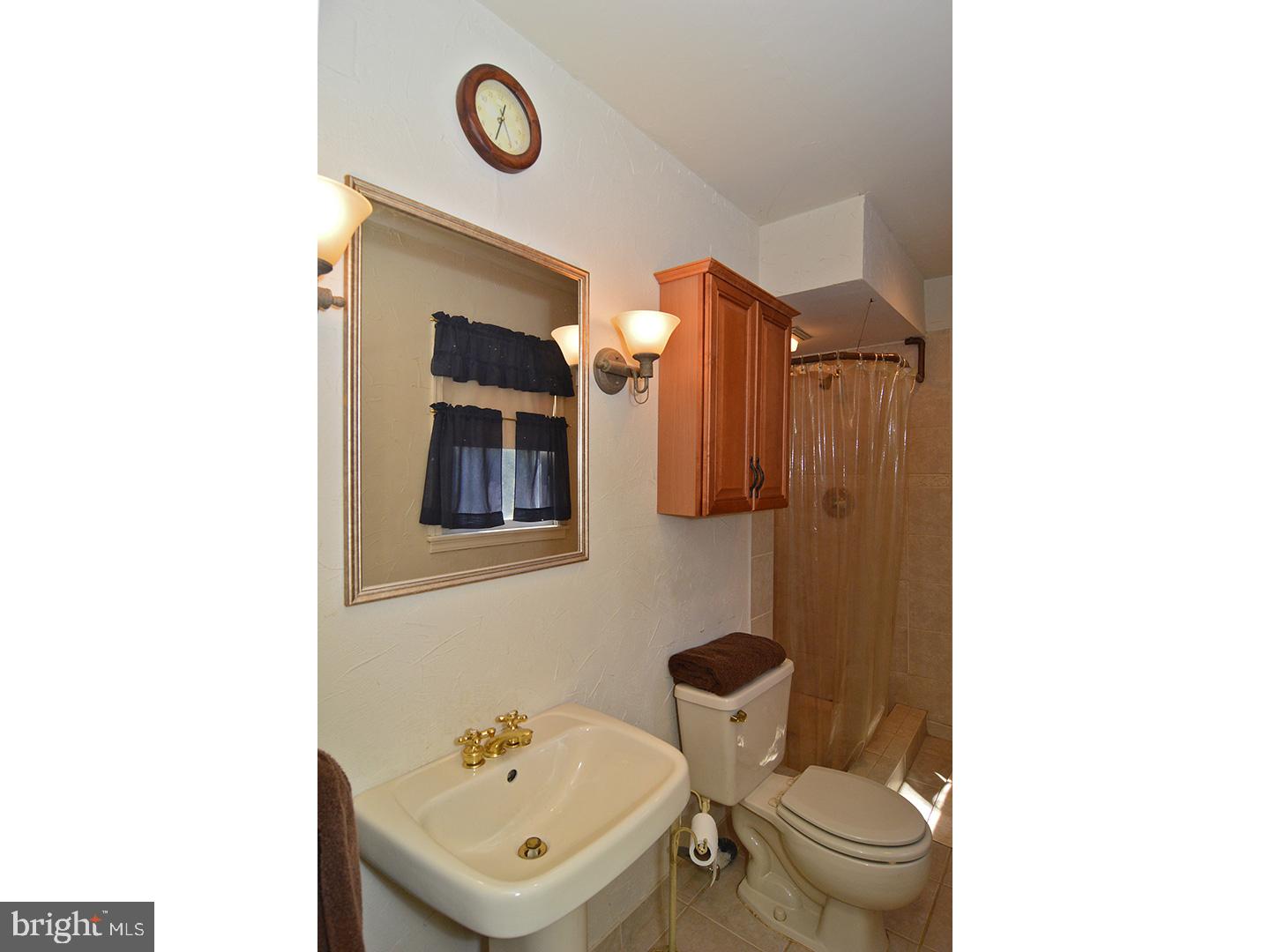 1 Jeffrey Road Reading, PA 19601 - Photo 10 of 21 Master Bathroom