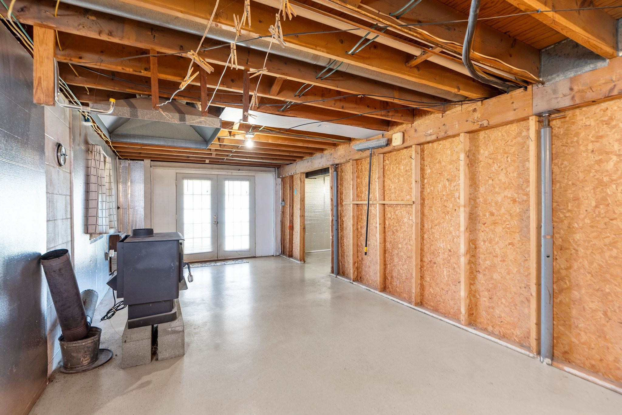 2209 3rd Street Staunton, VA 24401 - Photo 23 of 35 a view of a room with furniture and windows
