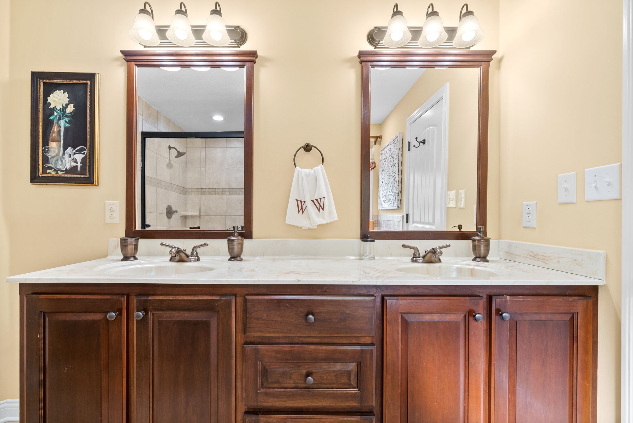 470 Salem Ridge Road Clarksville, TN 37040 - Photo 27 of 69 a bathroom with a sink vanity and a mirror