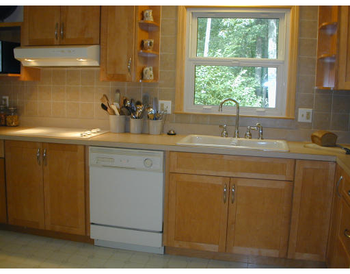 9 Meadowbrook Road Franklin, MA 02038 - Photo 3 of 6 Gallery Image 3