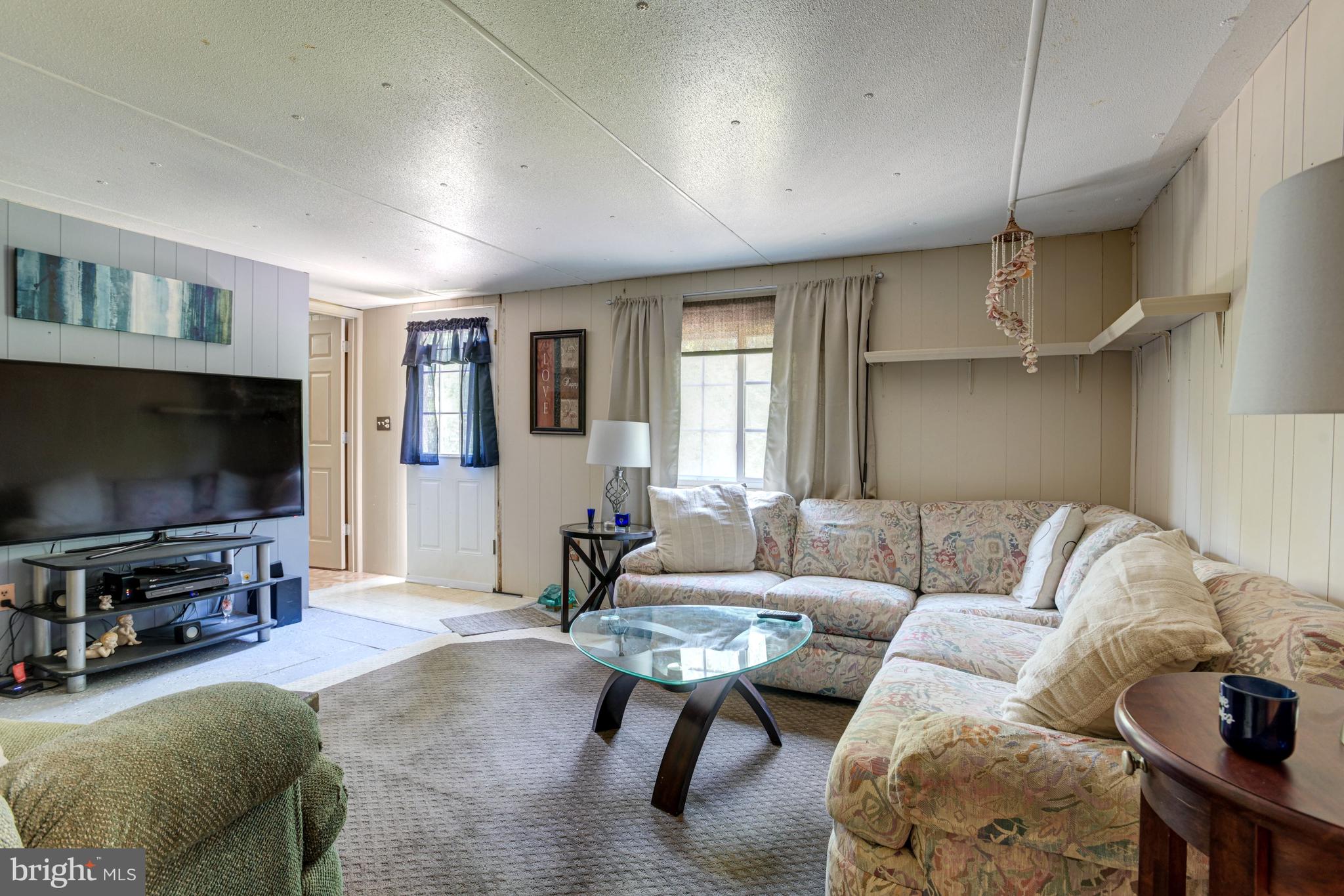 3146 Sandy Hook Road Street, MD 21154 - Photo 3 of 36 Living Room