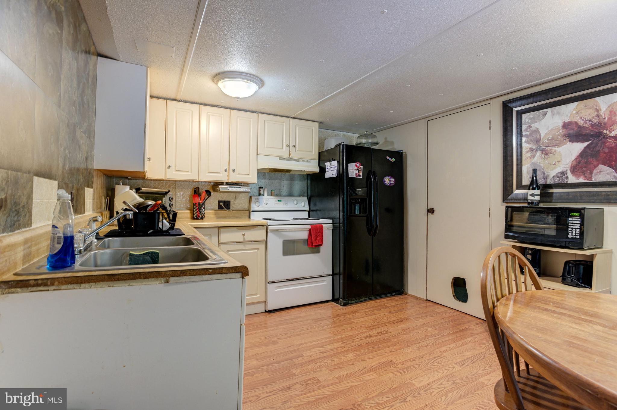 3146 Sandy Hook Road Street, MD 21154 - Photo 9 of 36 Kitchen