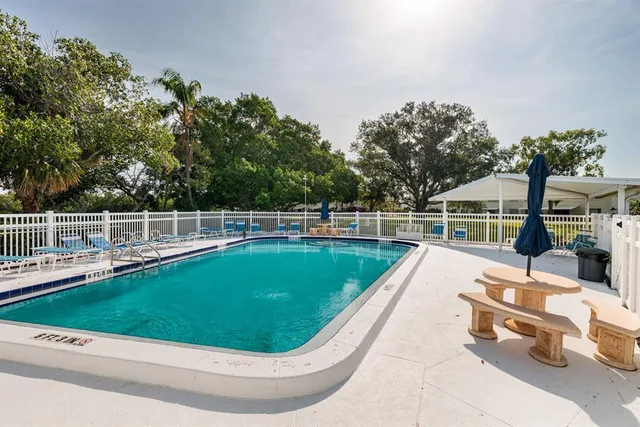 $239,999 | 4550 Overlook Drive Northeast, Unit 258, St. Petersburg, FL 33703