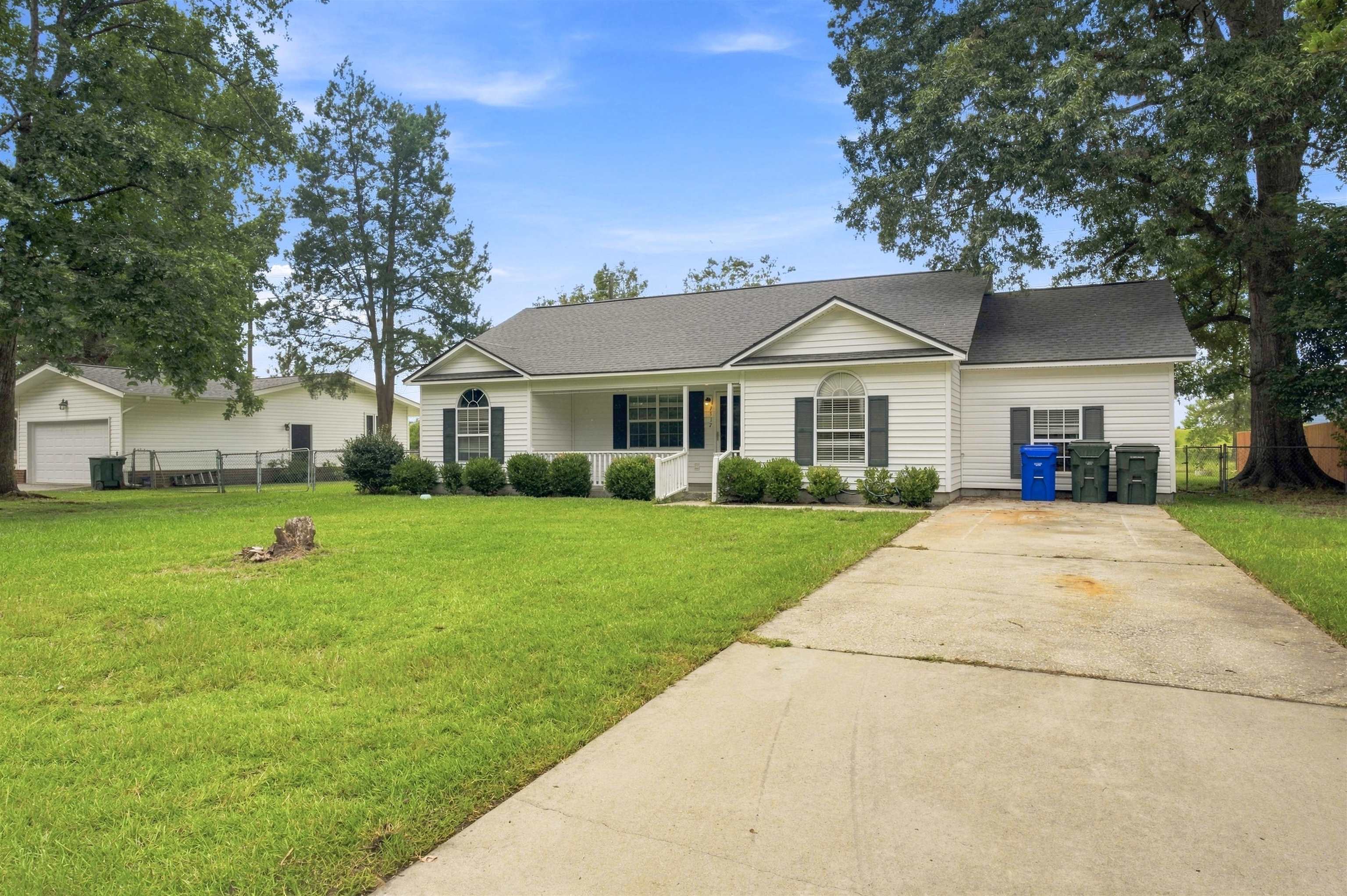 2517 Reta Street Conway, SC 29526 - Photo 4 of 36 Gallery Image 4
