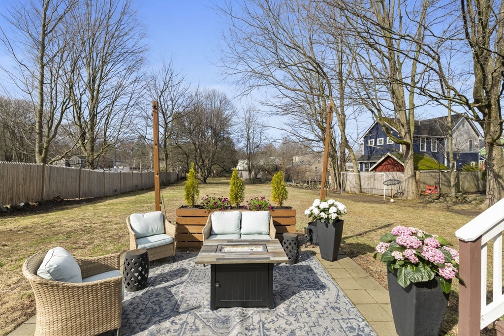 212 West Street, Unit 1 Reading, MA 01867 - Photo 22 of 31