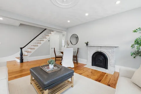 $599,900 | 212 West Street, Unit 1, Reading, MA 01867