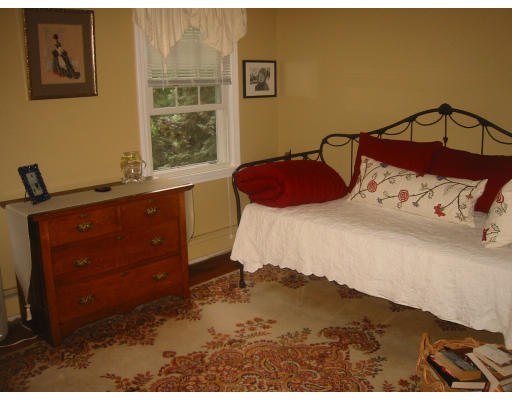5 Nottingham Road Westborough, MA 01581 - Photo 12 of 15 Gallery Image 12