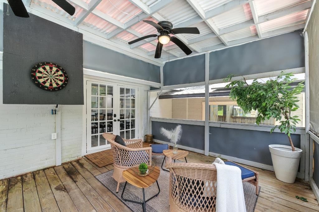 1637 Starratt Road Jacksonville, FL 32218 - Photo 9 of 44 a outdoor space with furniture