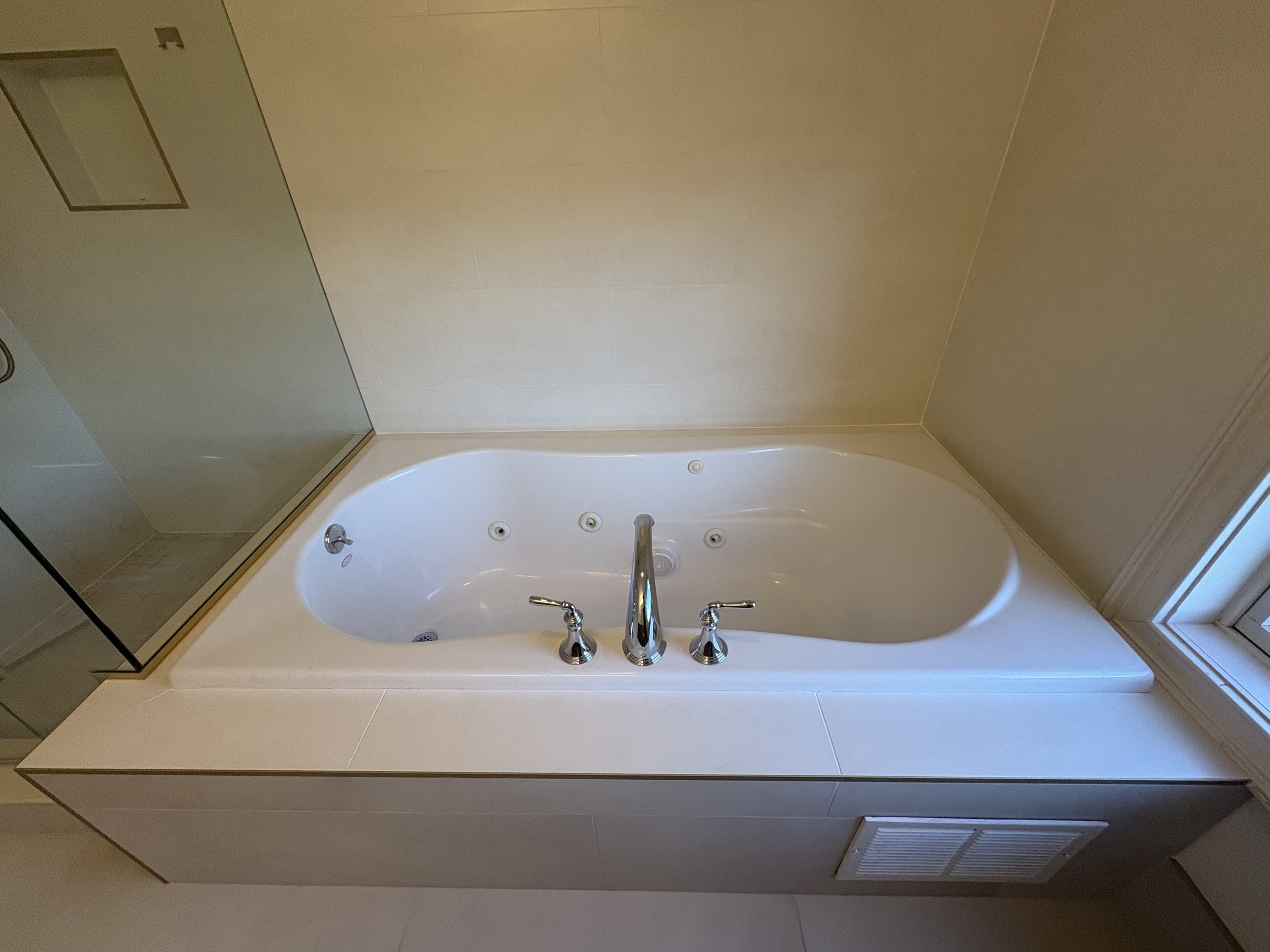 21 Seir Hill Road, Unit 6 Norwalk, CT 06850 - Photo 20 of 22 a view of small pool