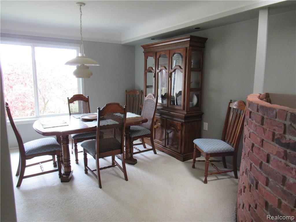 2611 Manchester Road Ann Arbor, MI 48104 - Photo 7 of 40 IMG_0965.JPG